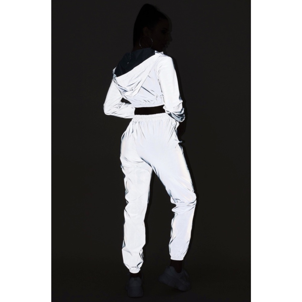 SALE - BOGO 6 for $25 🔥REFLECTIVE ZIP UP HOODY SET - Picture 4 of 11